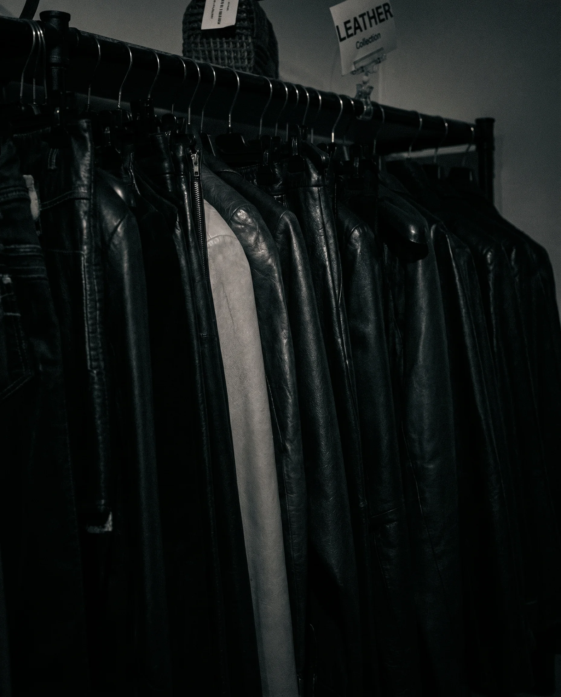 Men's vintage clothing at Vintage Room 31 in Prague, photo 8