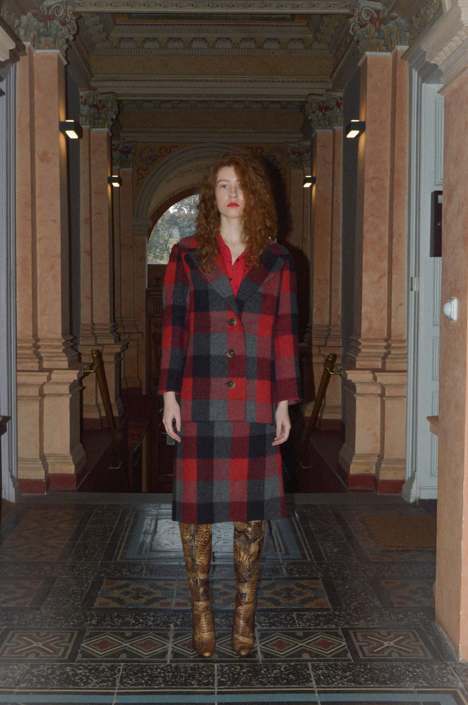 Lookbook 04, Vintage Room 31